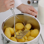 1pcs stainless steel kitchen gadget potato masher press cooking tool mashed potatoes wavy pressure Ricer Kitchen  stuff