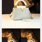 Luxury Fashion Diamonds Women's Handbags  New V Letter Small Shoulder Crossbody Bag Genuine Leather Messenger Shell Bags.